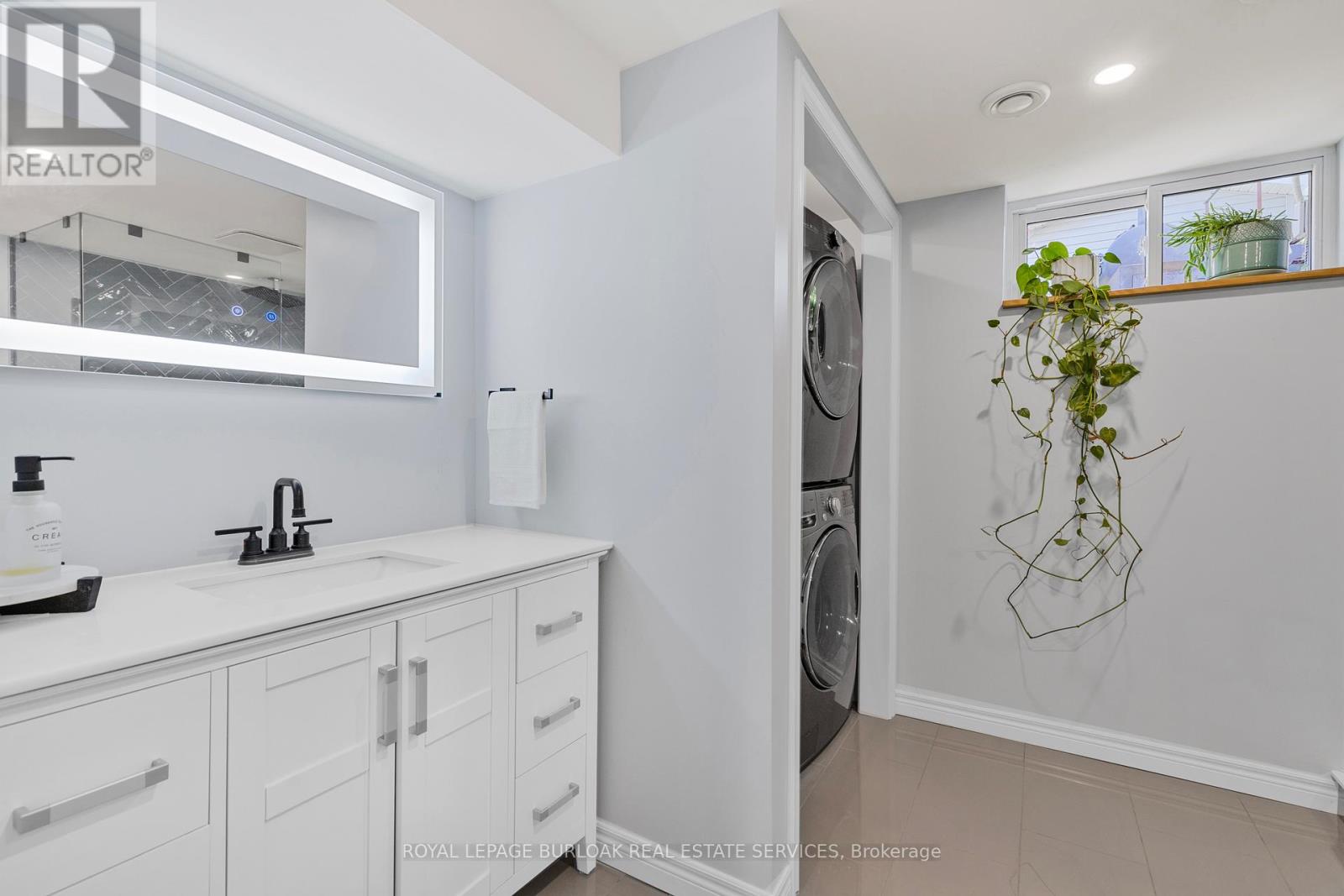 11 Flynn Avenue, Cambridge, Ontario  N3C 2T8 - Photo 24 - X12795122