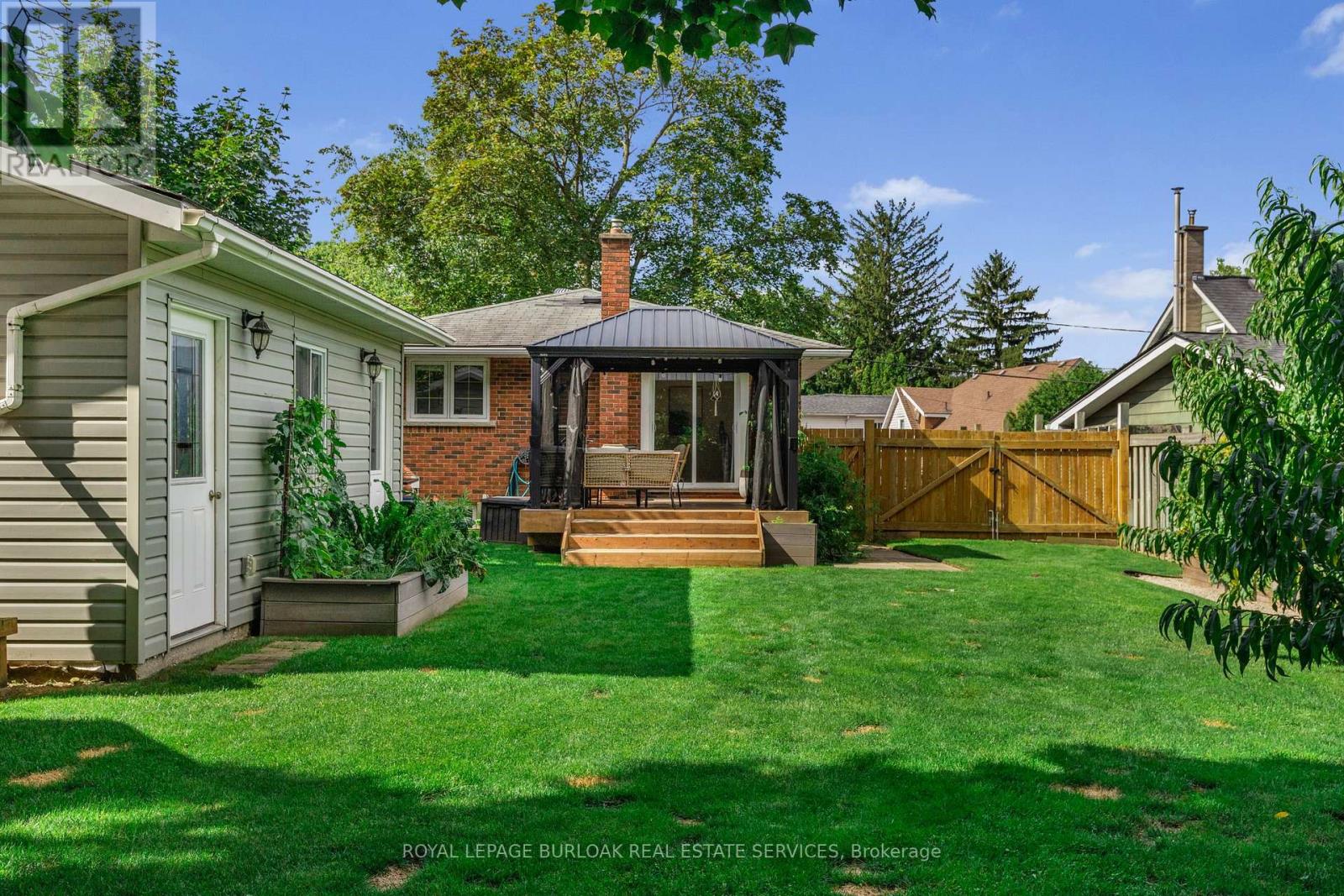 11 Flynn Avenue, Cambridge, Ontario  N3C 2T8 - Photo 32 - X12795122