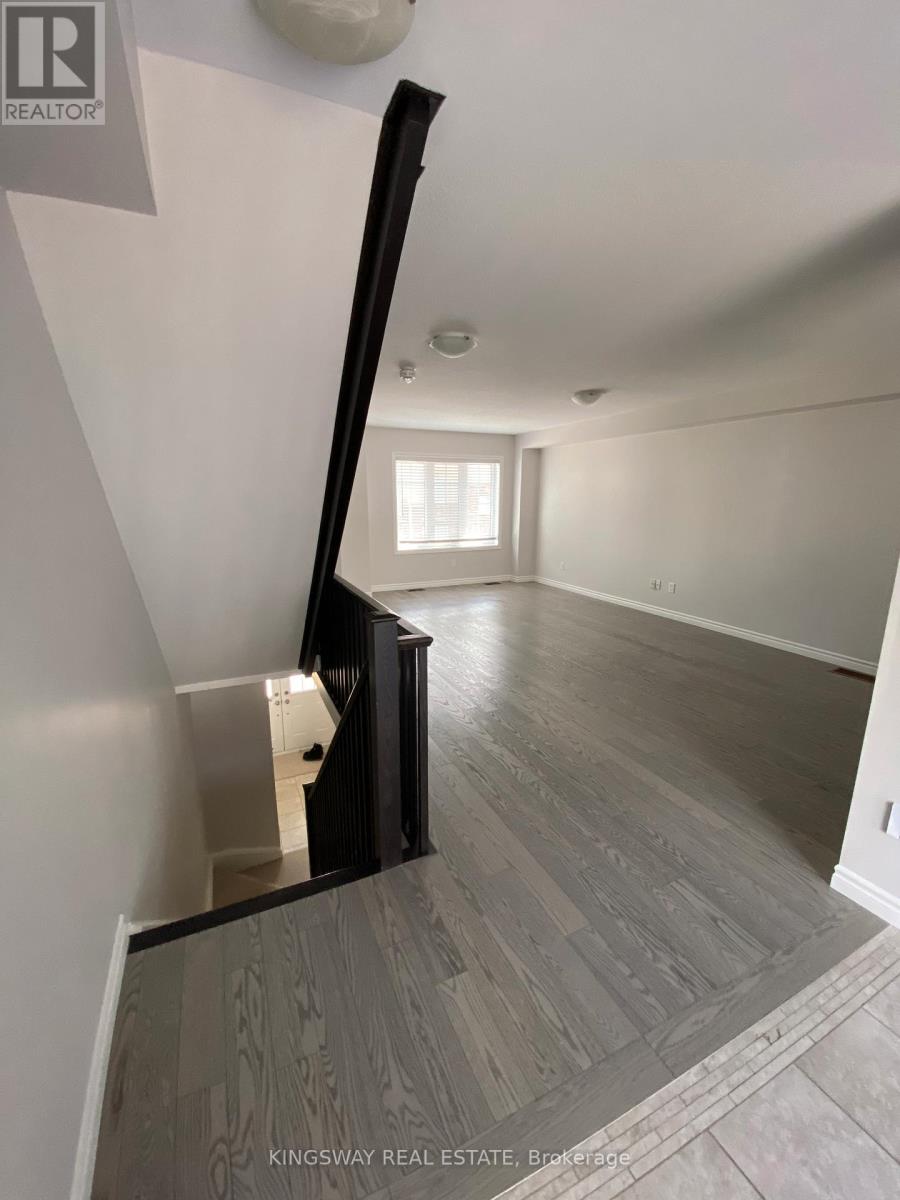 16 Kenridge Terrace, Hamilton, Ontario  L8J 0G4 - Photo 2 - X12795148