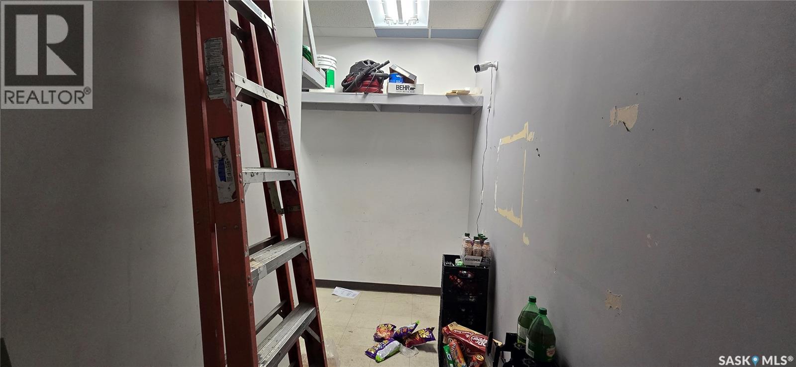 2583 Quance Street, Regina, Saskatchewan  S4V 2Y7 - Photo 7 - SK028735