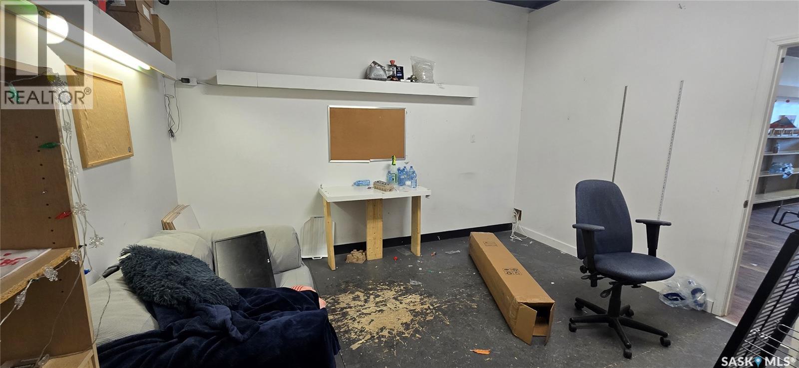 2583 Quance Street, Regina, Saskatchewan  S4V 2Y7 - Photo 8 - SK028735