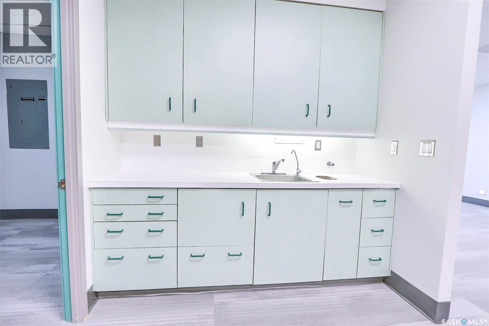 206 2805 6th Avenue E, Prince Albert, Saskatchewan  S6V 6Z6 - Photo 7 - SK028719