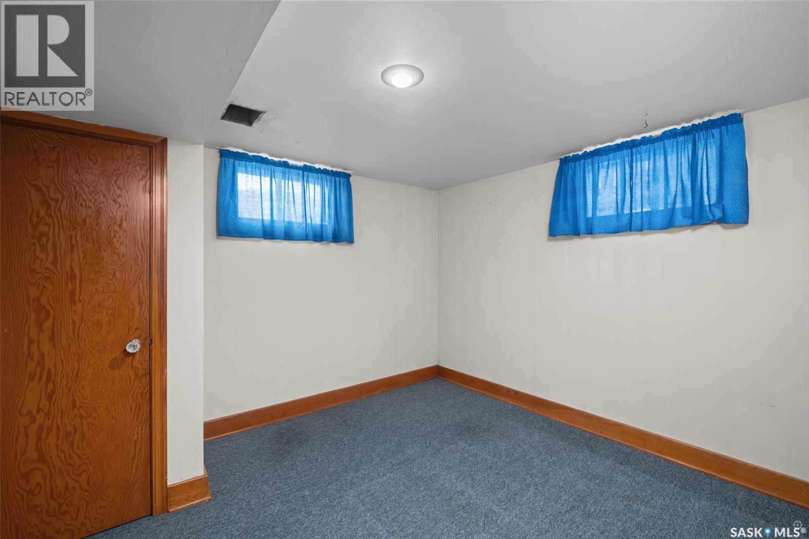 332 11th Street E, Prince Albert, Saskatchewan  S6V 1A6 - Photo 18 - SK028700