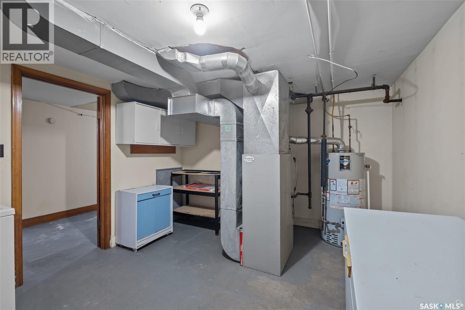 332 11th Street E, Prince Albert, Saskatchewan  S6V 1A6 - Photo 21 - SK028700