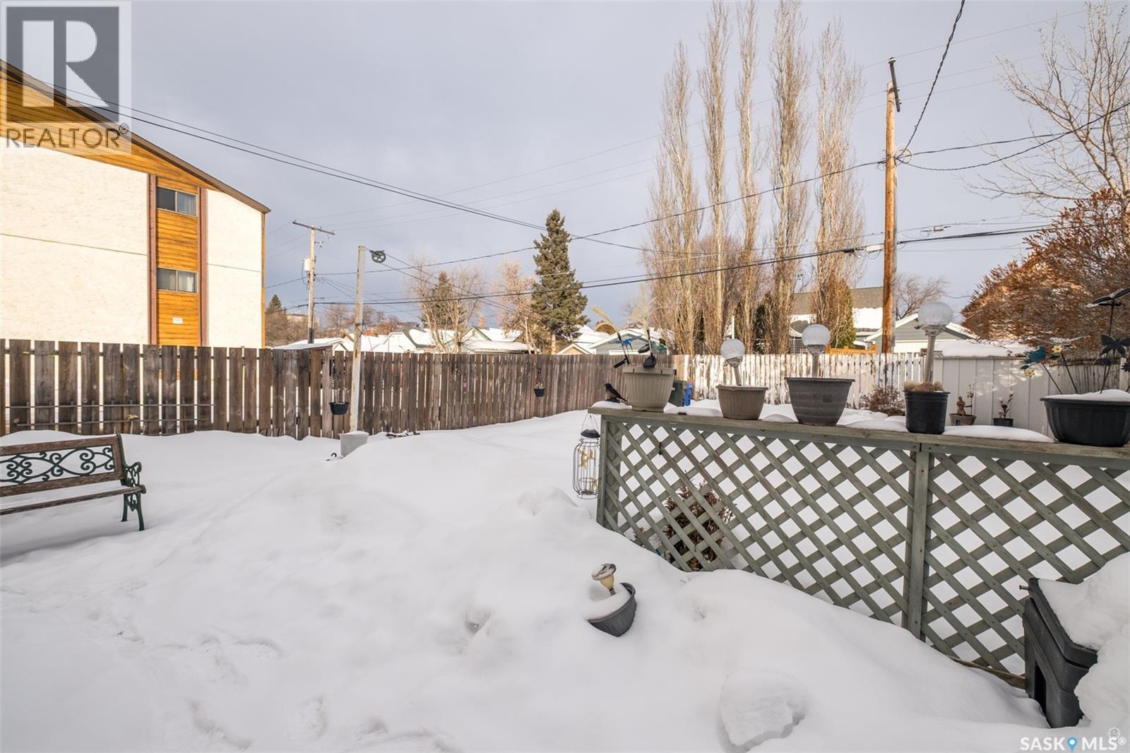 332 11th Street E, Prince Albert, Saskatchewan  S6V 1A6 - Photo 24 - SK028700