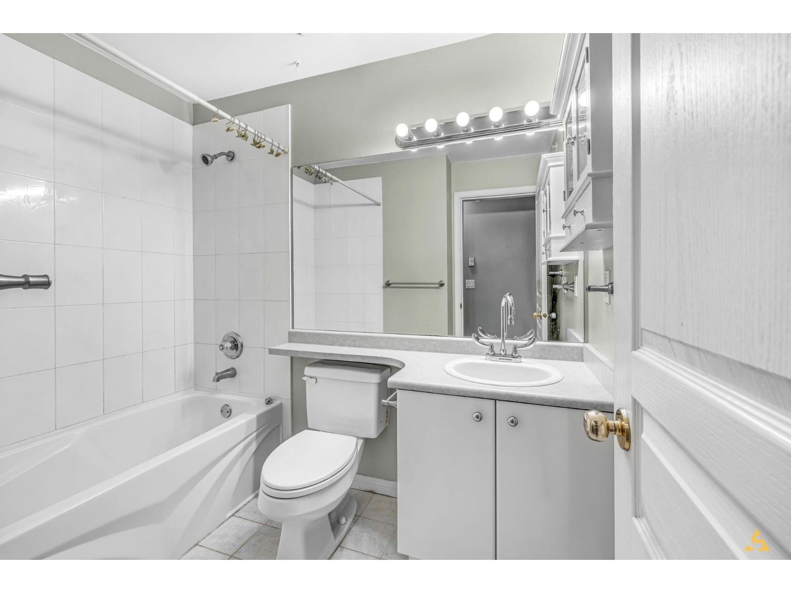 112 19700 56 Avenue, Langley, British Columbia  V3A 3X6 - Photo 8 - R3090197