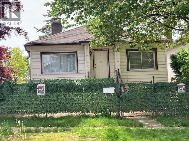 2728 E 7th Avenue, Vancouver, British Columbia  V5M 1T7 - Photo 1 - R3090322