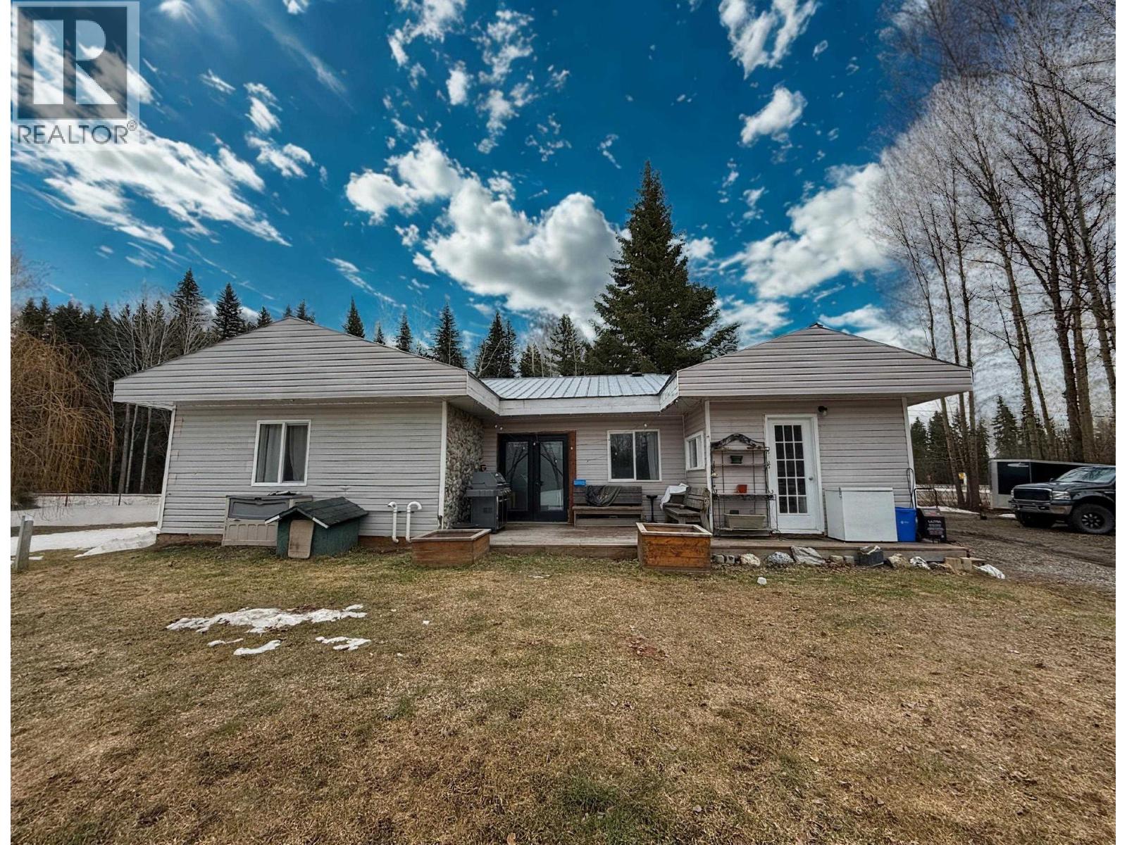 3925 Aird Road, Quesnel, British Columbia  V2J 6V8 - Photo 4 - R3090635