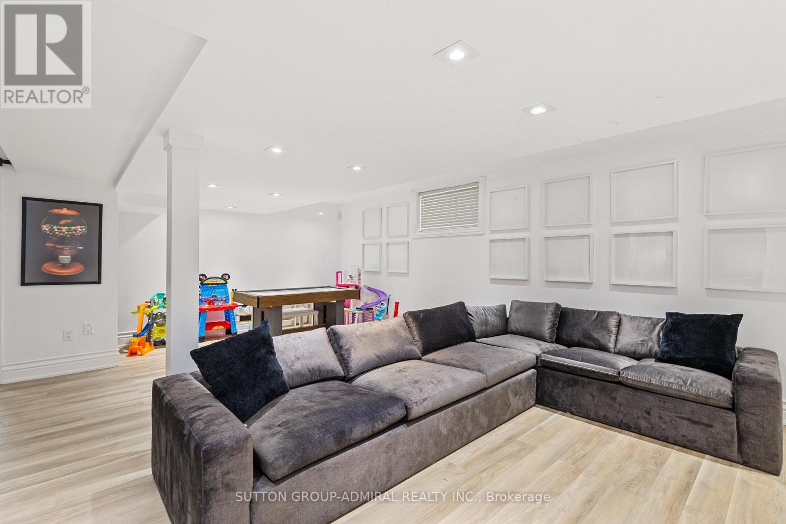 539 Beverley Glen Boulevard, Vaughan, Ontario  L4J 7S1 - Photo 27 - N12793456