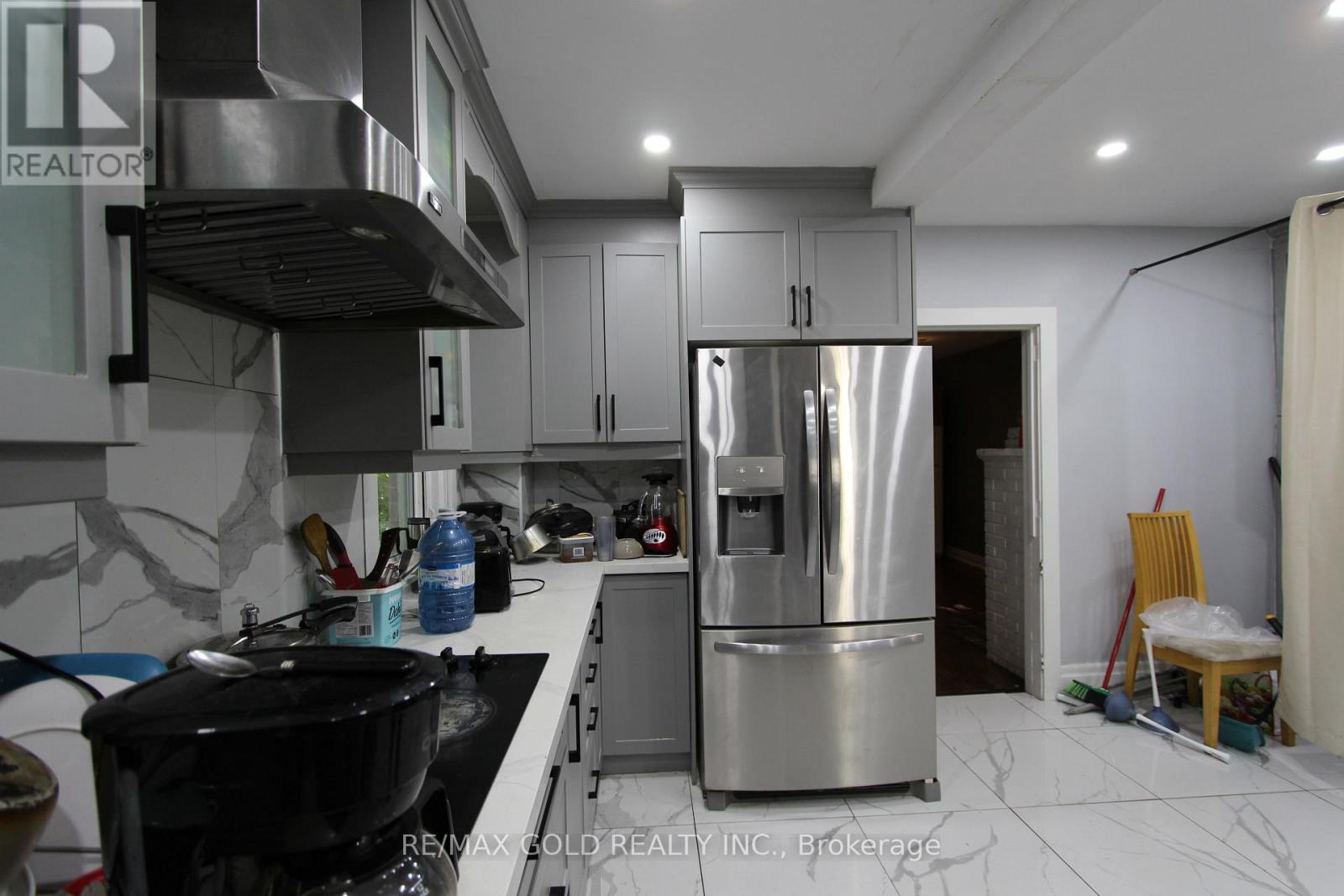 961 Lakeshore Road W, Mississauga, Ontario  L5H 1H8 - Photo 16 - W12451387
