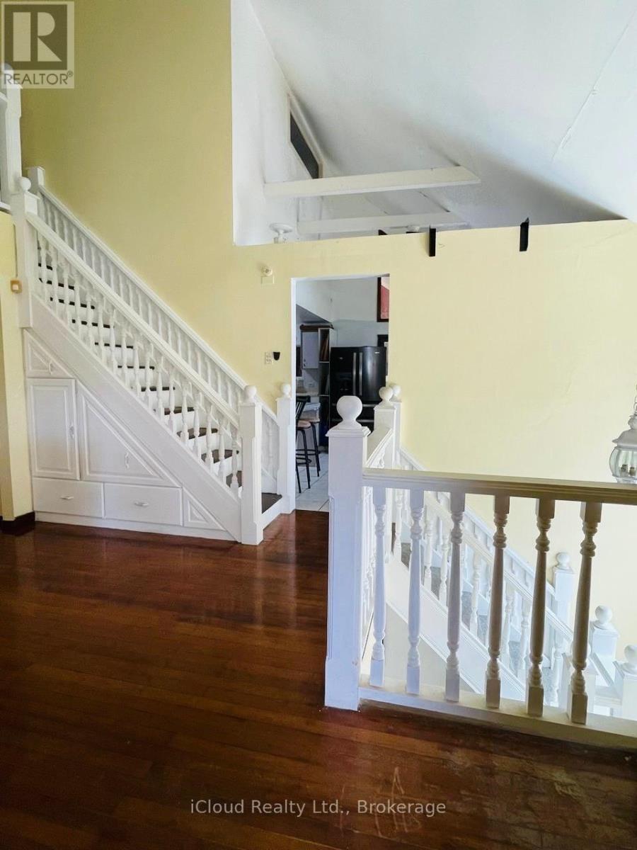 45 Lisa Avenue, Maraval, Ontario   - Photo 14 - X12726864