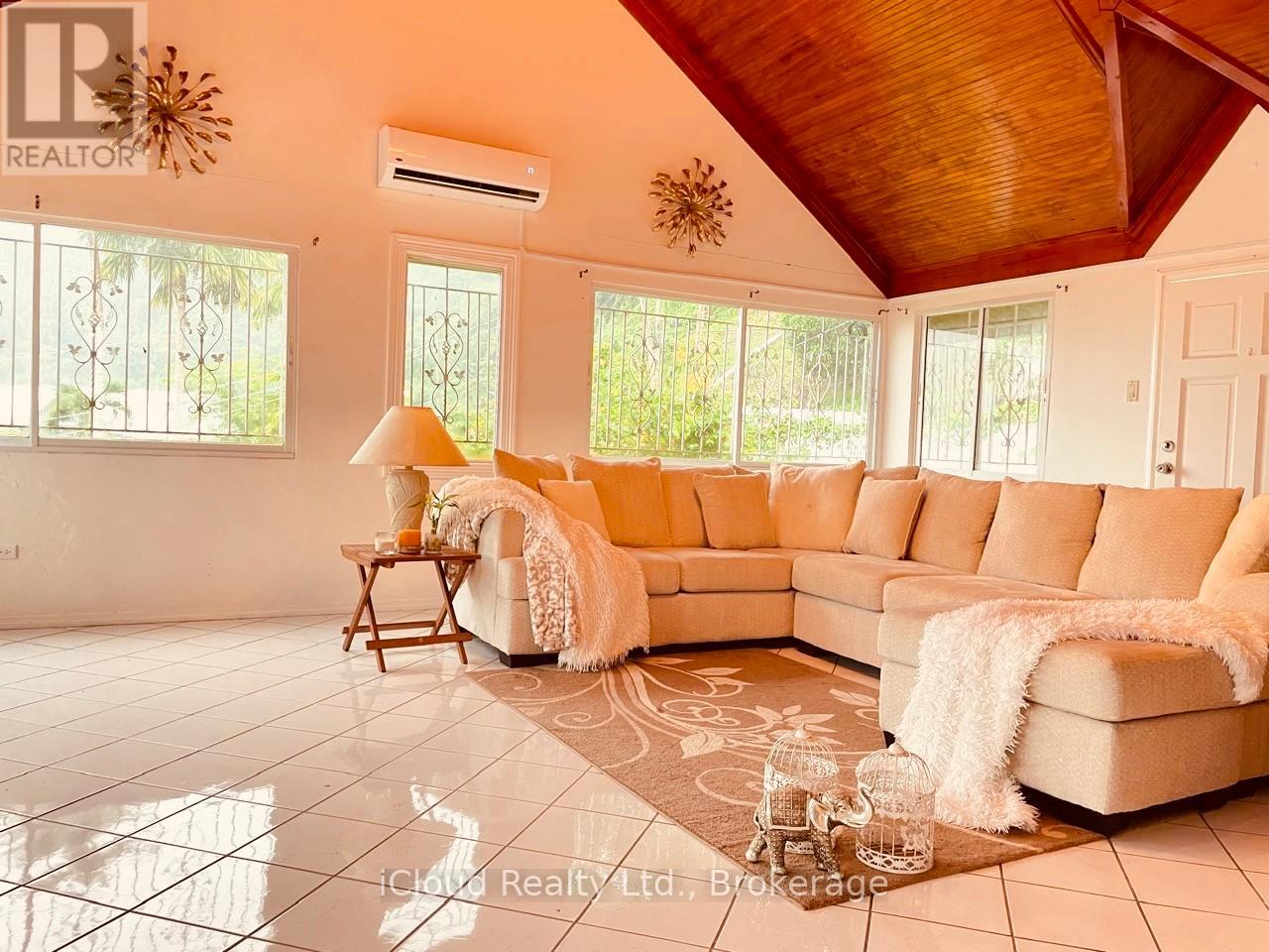 45 Lisa Avenue, Maraval, Ontario   - Photo 6 - X12726864