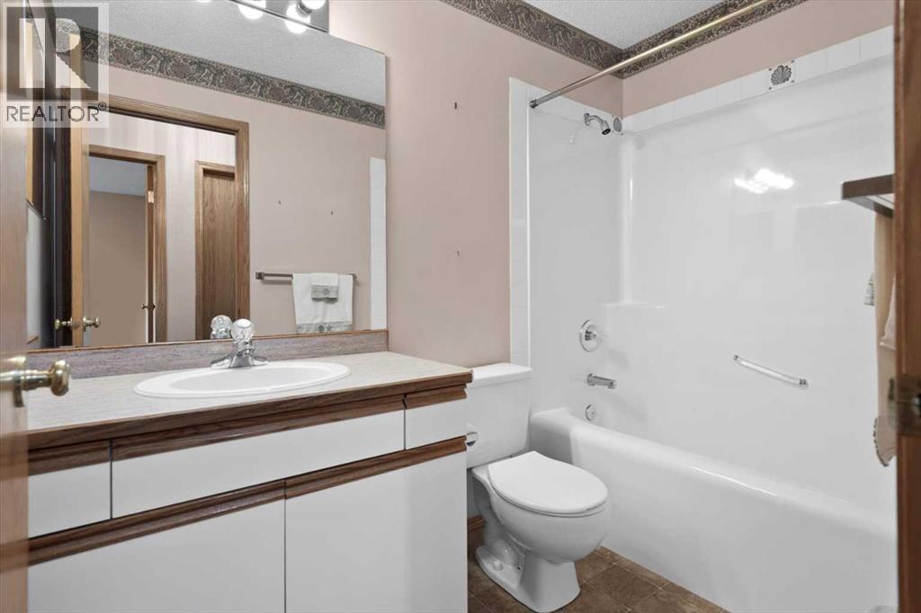 222 Arbour Cliff Close Nw, Calgary, Alberta  T3G 3W7 - Photo 30 - A2286436