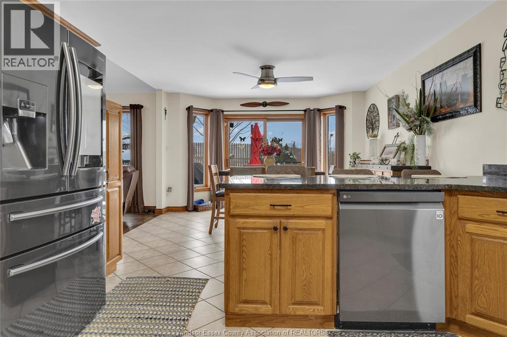 4160 Baseline, Windsor, Ontario  N9A 6T3 - Photo 15 - 26003395