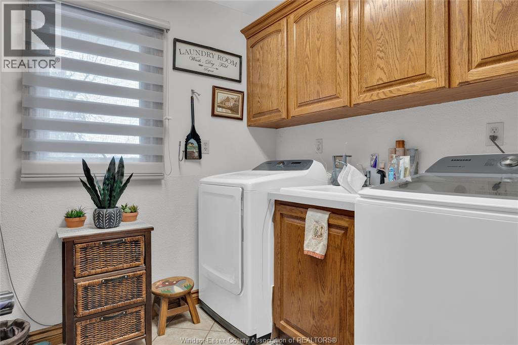 4160 Baseline, Windsor, Ontario  N9A 6T3 - Photo 27 - 26003395