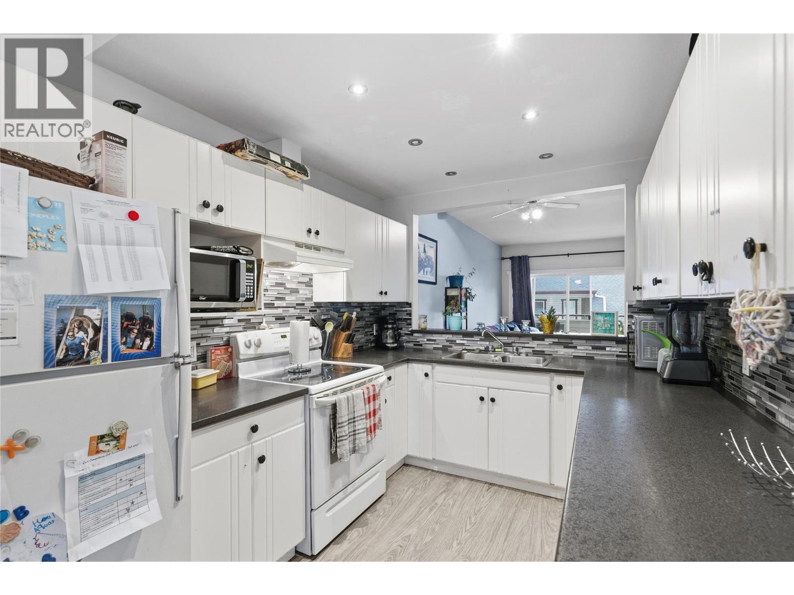 4800 Heritage Drive Unit# 11, Vernon, British Columbia  V1T 7V4 - Photo 6 - 10376047