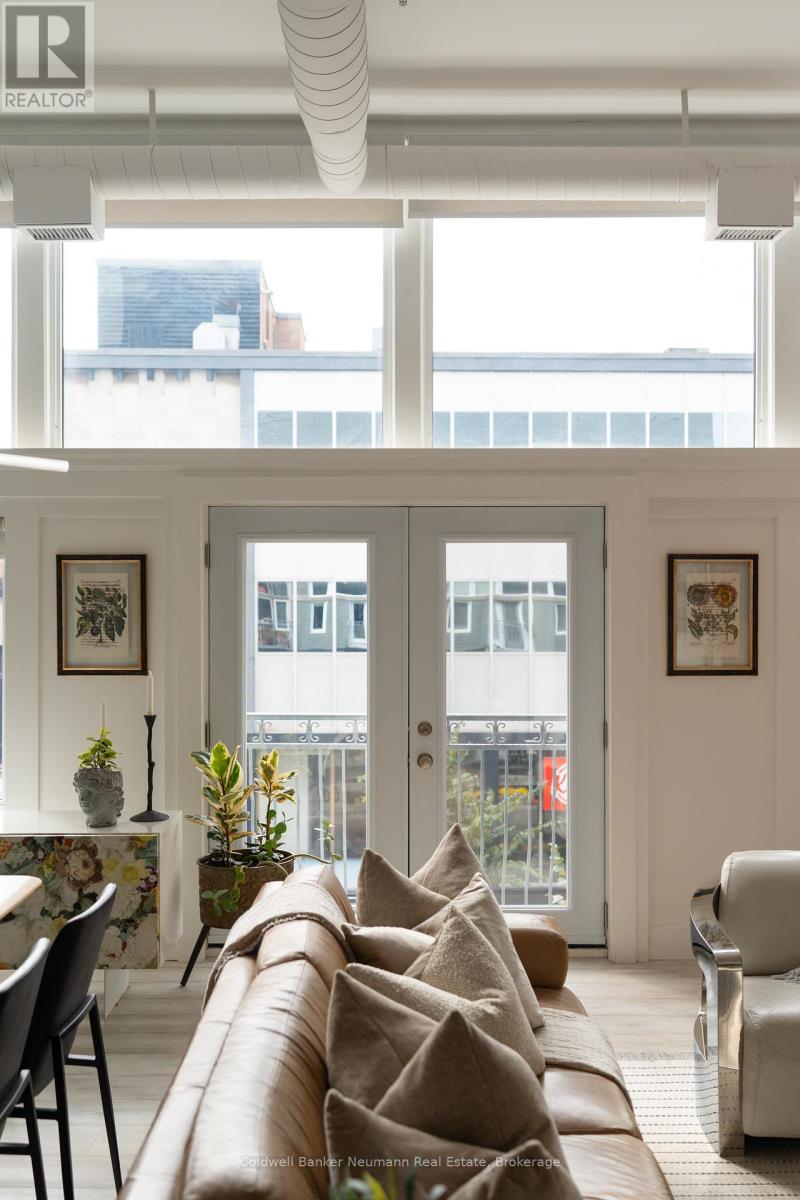 205 - 276 King Street W, Kitchener, Ontario  N2G 1B6 - Photo 17 - X12795294