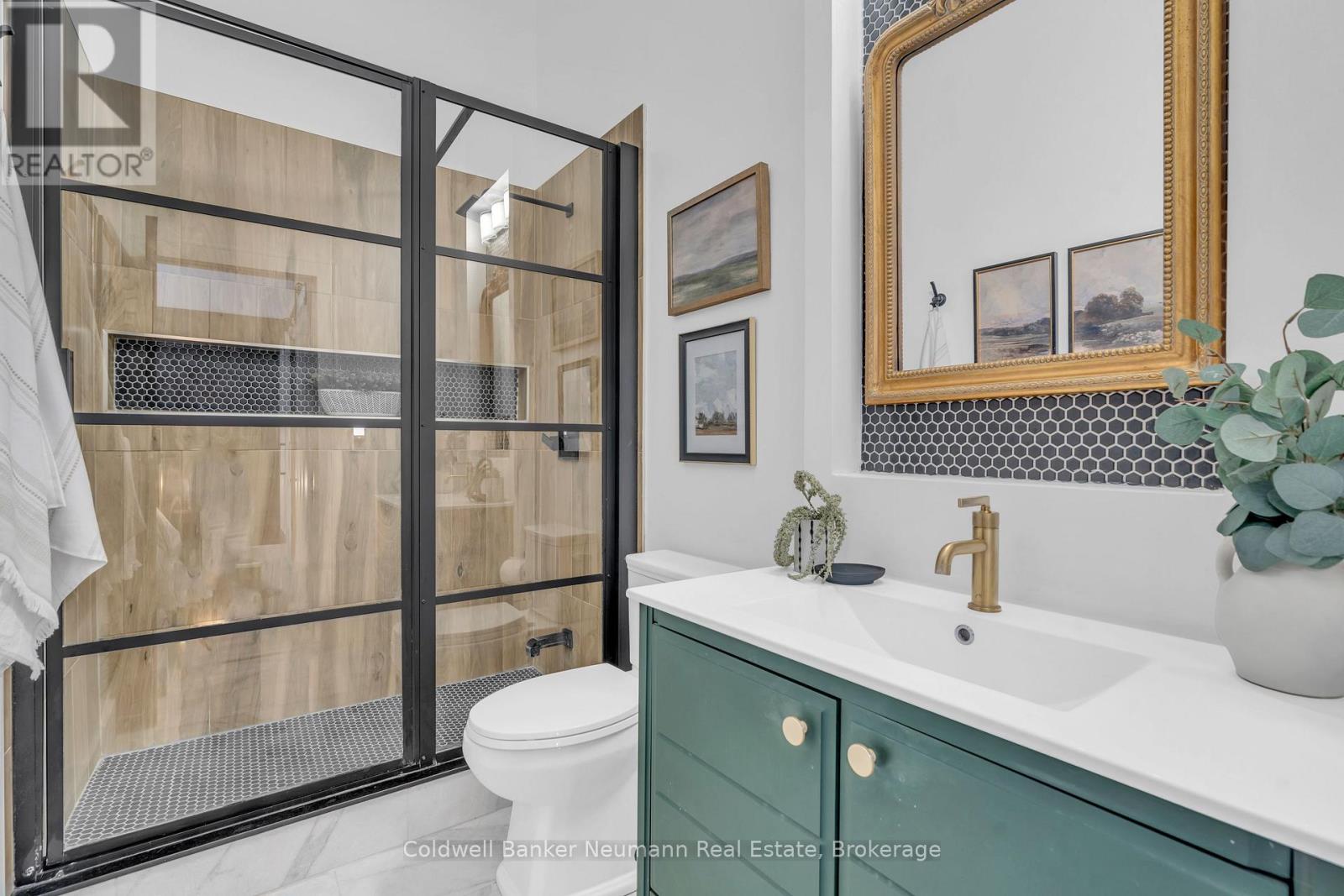 205 - 276 King Street W, Kitchener, Ontario  N2G 1B6 - Photo 34 - X12795294