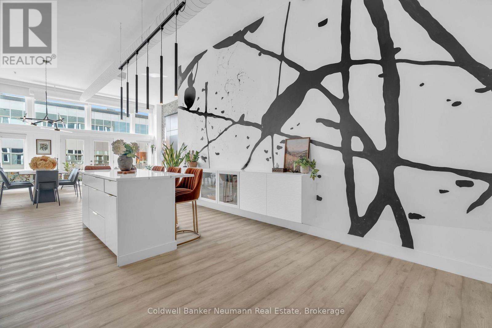 205 - 276 King Street W, Kitchener, Ontario  N2G 1B6 - Photo 5 - X12795294