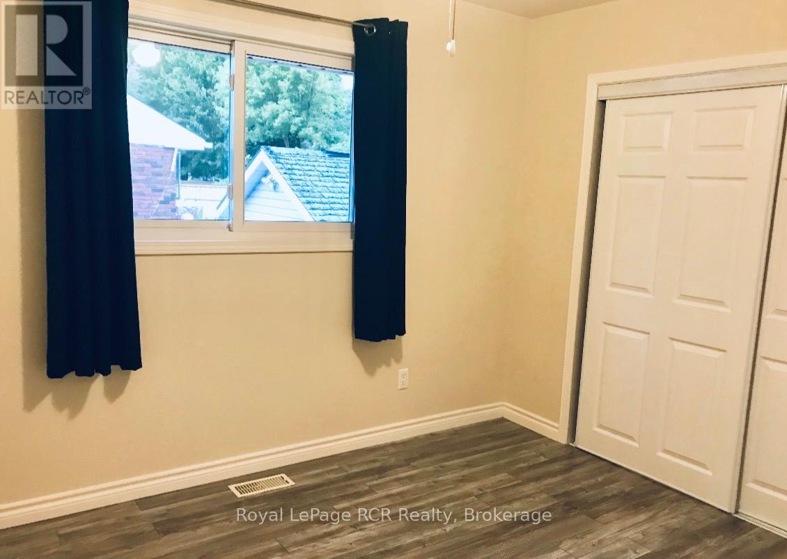 382 3rd Street, Hanover, Ontario  N4N 1B3 - Photo 31 - X12795336