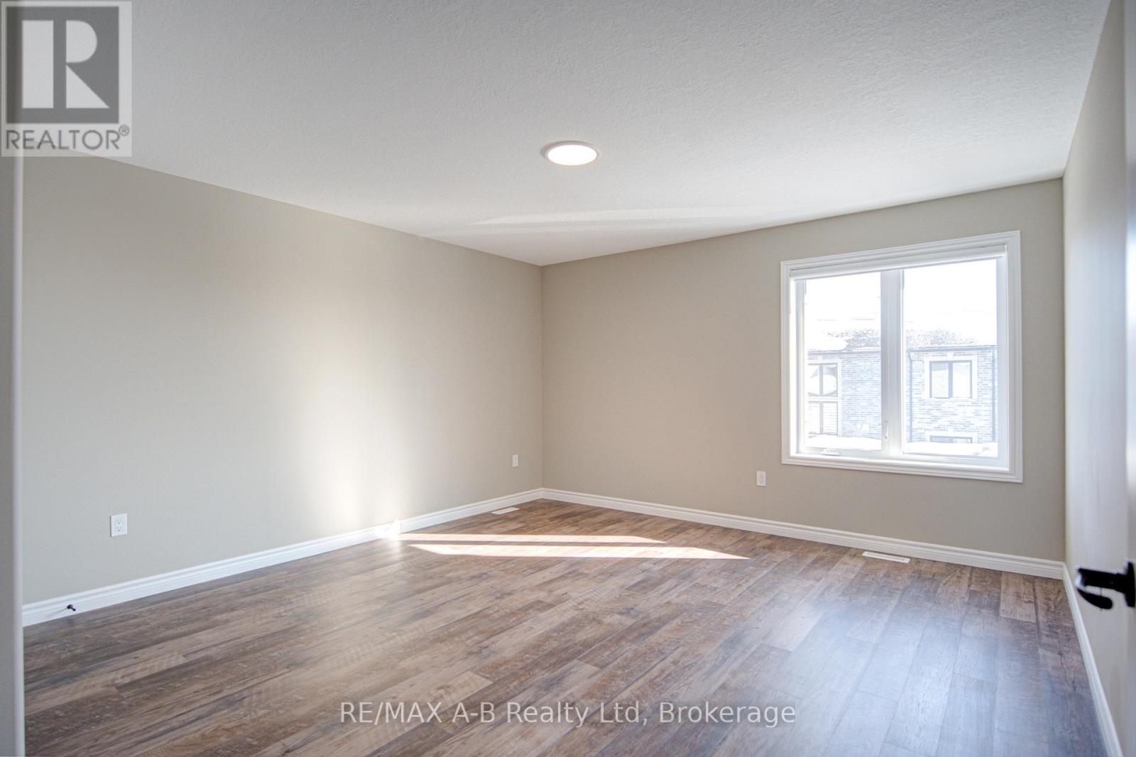 7 - 3194 Vivian Line 37, Stratford, Ontario  N5A 0J8 - Photo 17 - X12795338