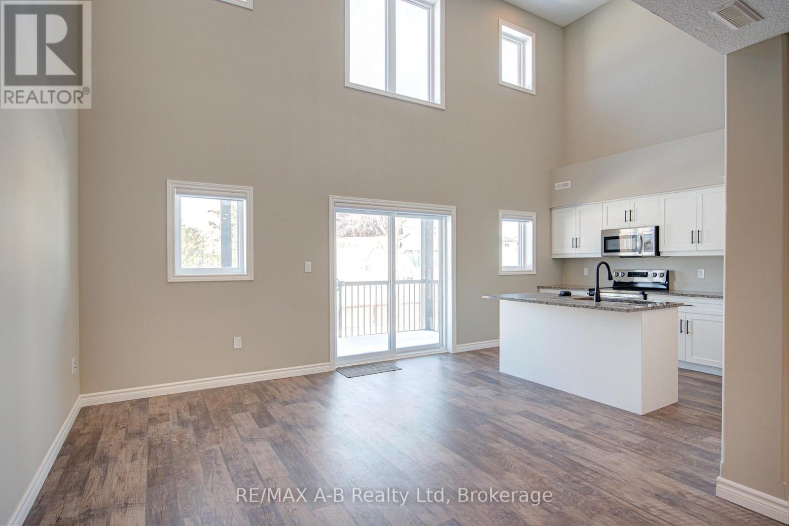 7 - 3194 Vivian Line 37, Stratford, Ontario  N5A 0J8 - Photo 9 - X12795338