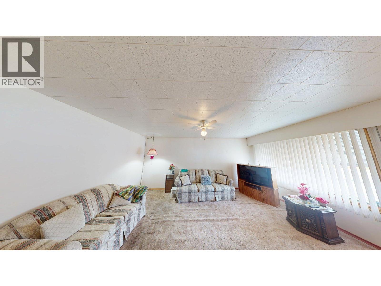 308 17th Avenue N, Cranbrook, British Columbia  V1C 3X1 - Photo 4 - 10376097