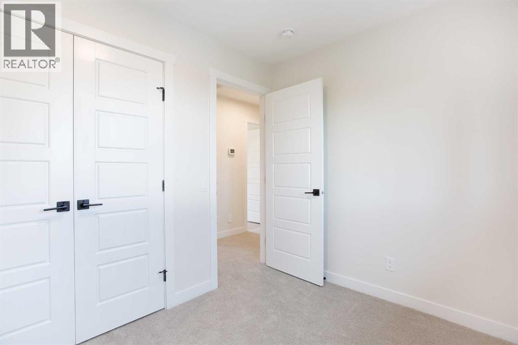 24 Hawkwood Crescent Nw, Calgary, Alberta  T3G 1X5 - Photo 25 - A2272177