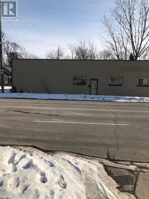 79 Forhan Street, Chatham-Kent, Ontario  N8A 3R9 - Photo 1 - X12795298