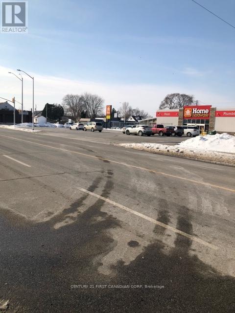 79 Forhan Street, Chatham-Kent, Ontario  N8A 3R9 - Photo 4 - X12795298