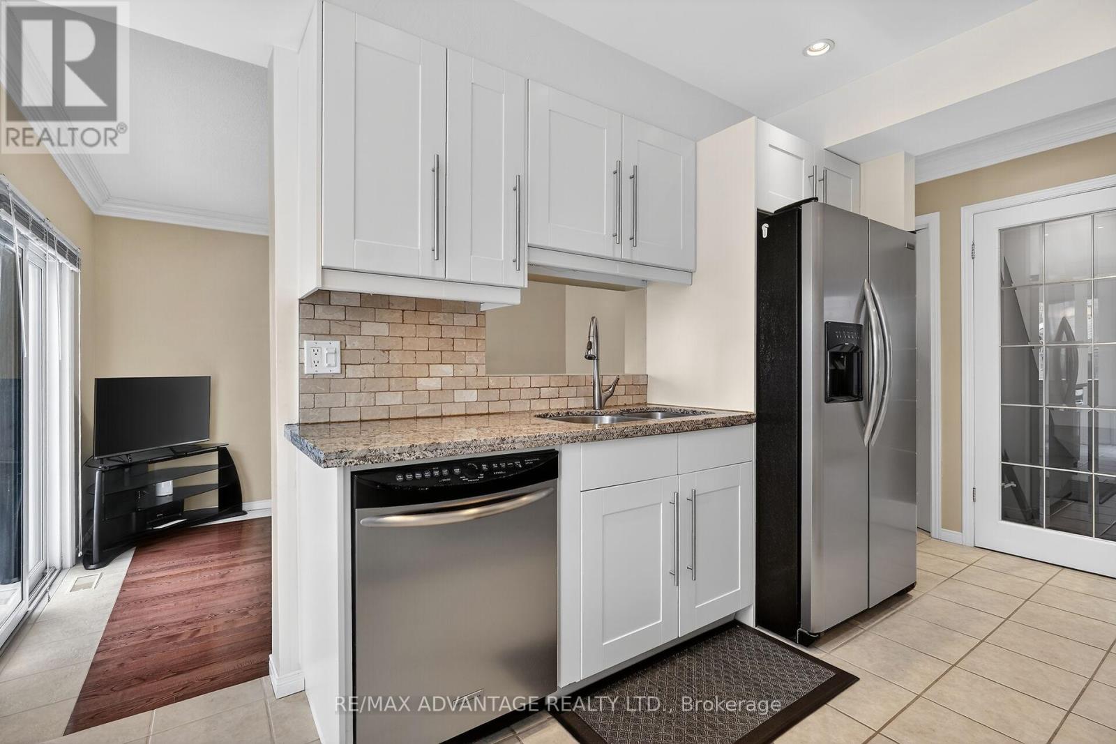 99 Conway Lane, London South, Ontario  N6E 3K1 - Photo 12 - X12795348