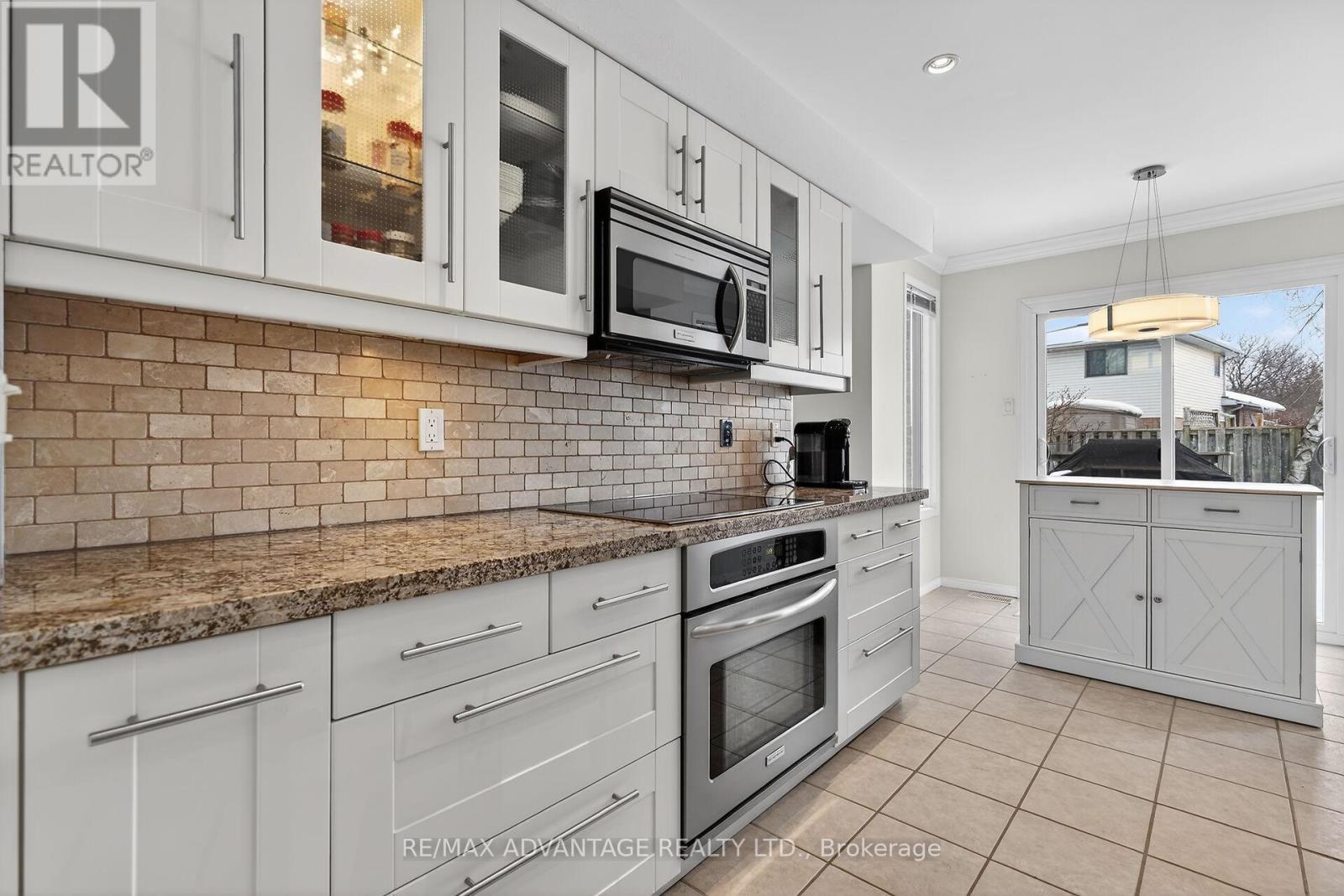 99 Conway Lane, London South, Ontario  N6E 3K1 - Photo 9 - X12795348