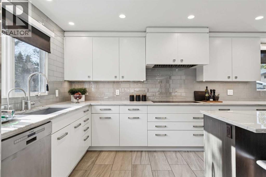 336 Pump Hill Gardens Sw, Calgary, Alberta  T2V 4M7 - Photo 14 - A2286084