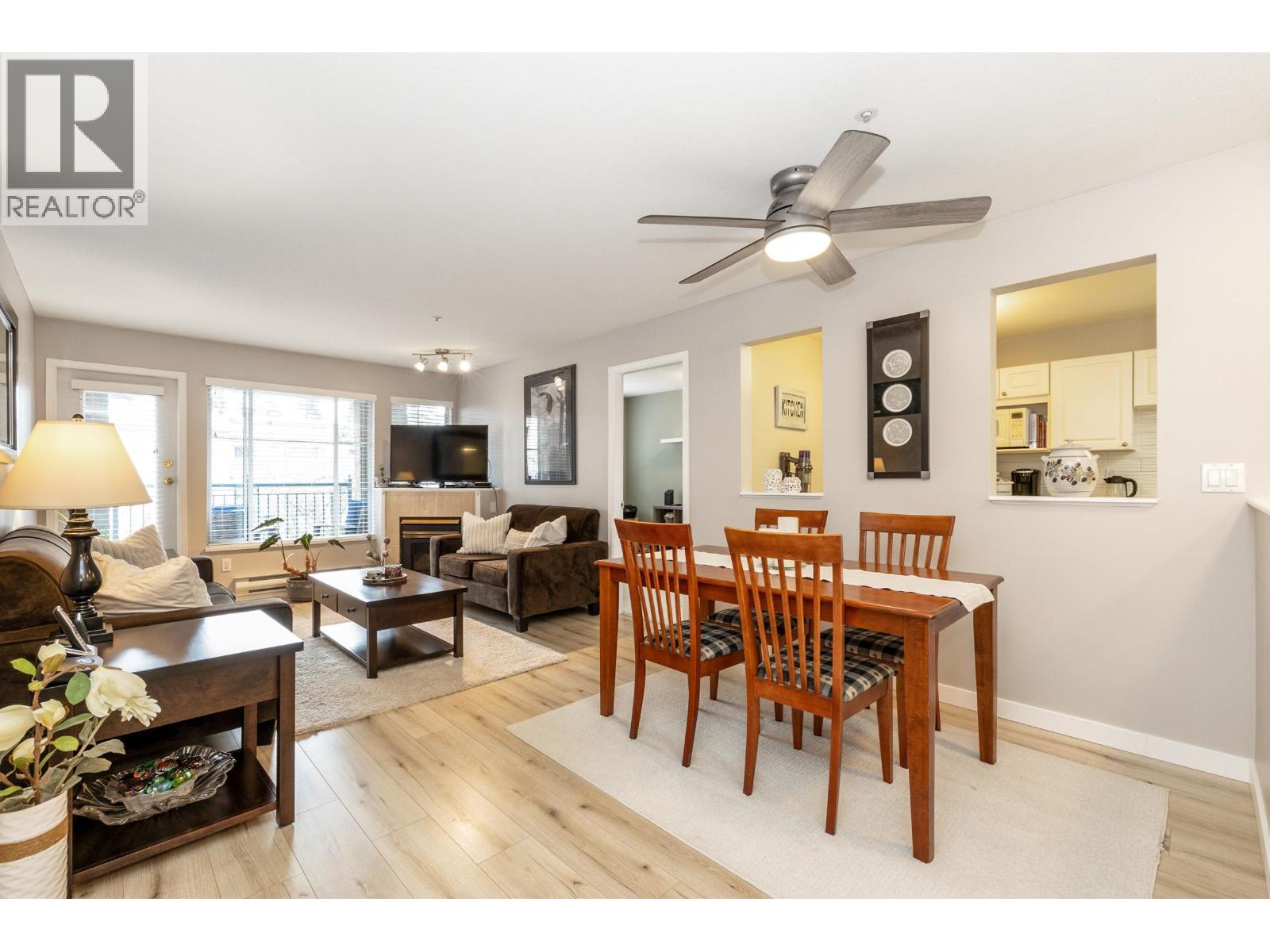 304 3065 Primrose Lane, Coquitlam, British Columbia  V3B 7P7 - Photo 7 - R3090431