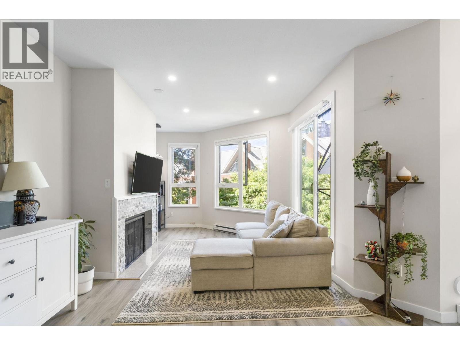 426 1150 Quayside Drive, New Westminster, British Columbia  V3M 6E1 - Photo 3 - R3090552