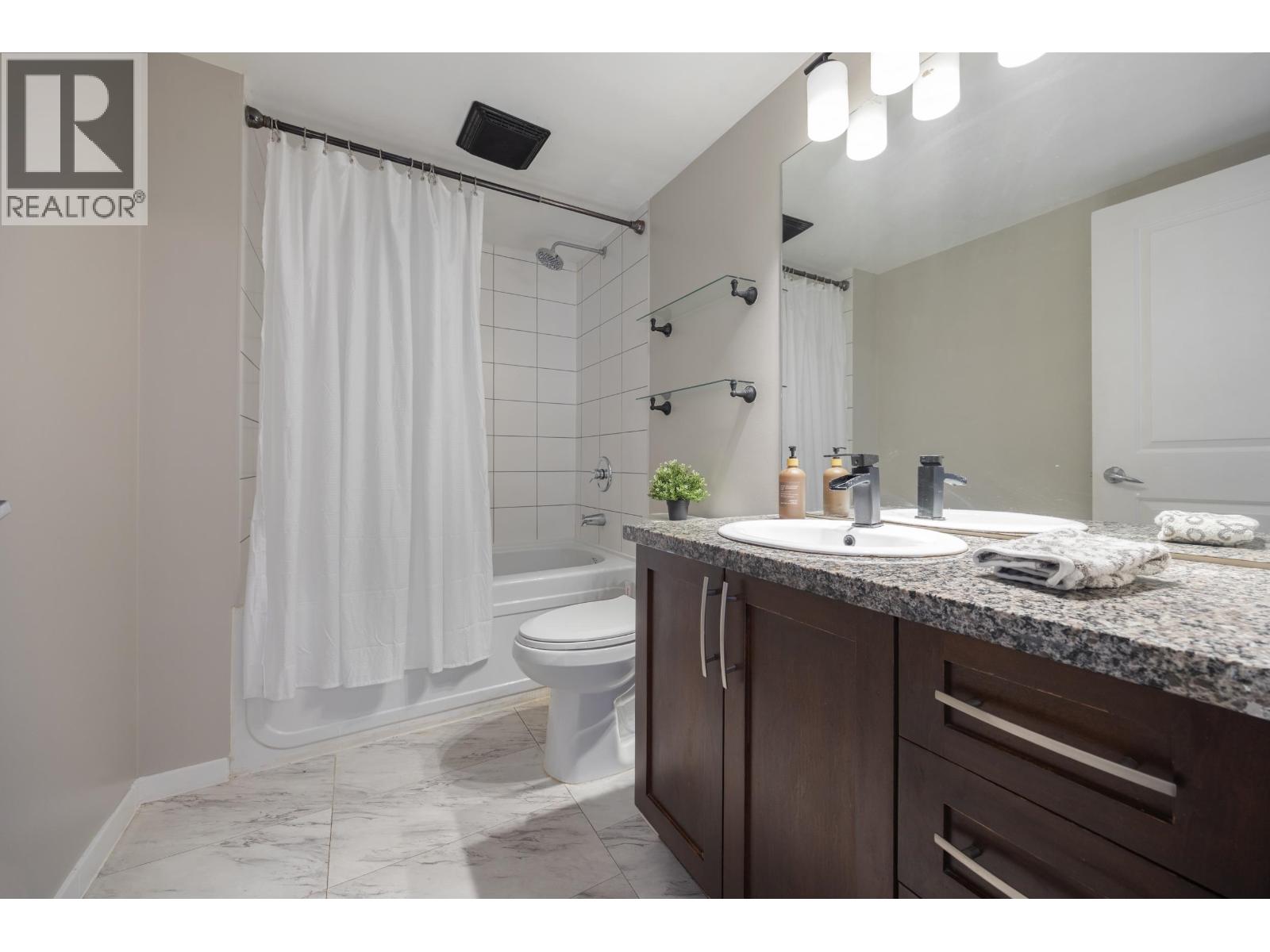 413 3811 Hastings Street, Burnaby, British Columbia  V5C 6V2 - Photo 10 - R3090554