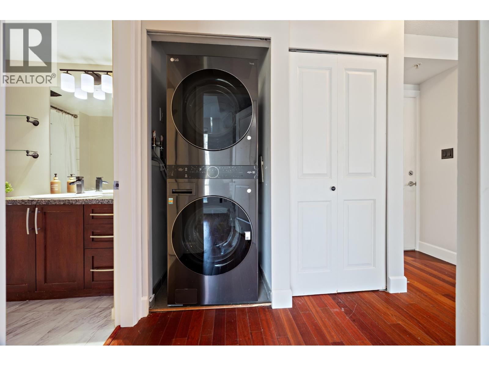 413 3811 Hastings Street, Burnaby, British Columbia  V5C 6V2 - Photo 7 - R3090554