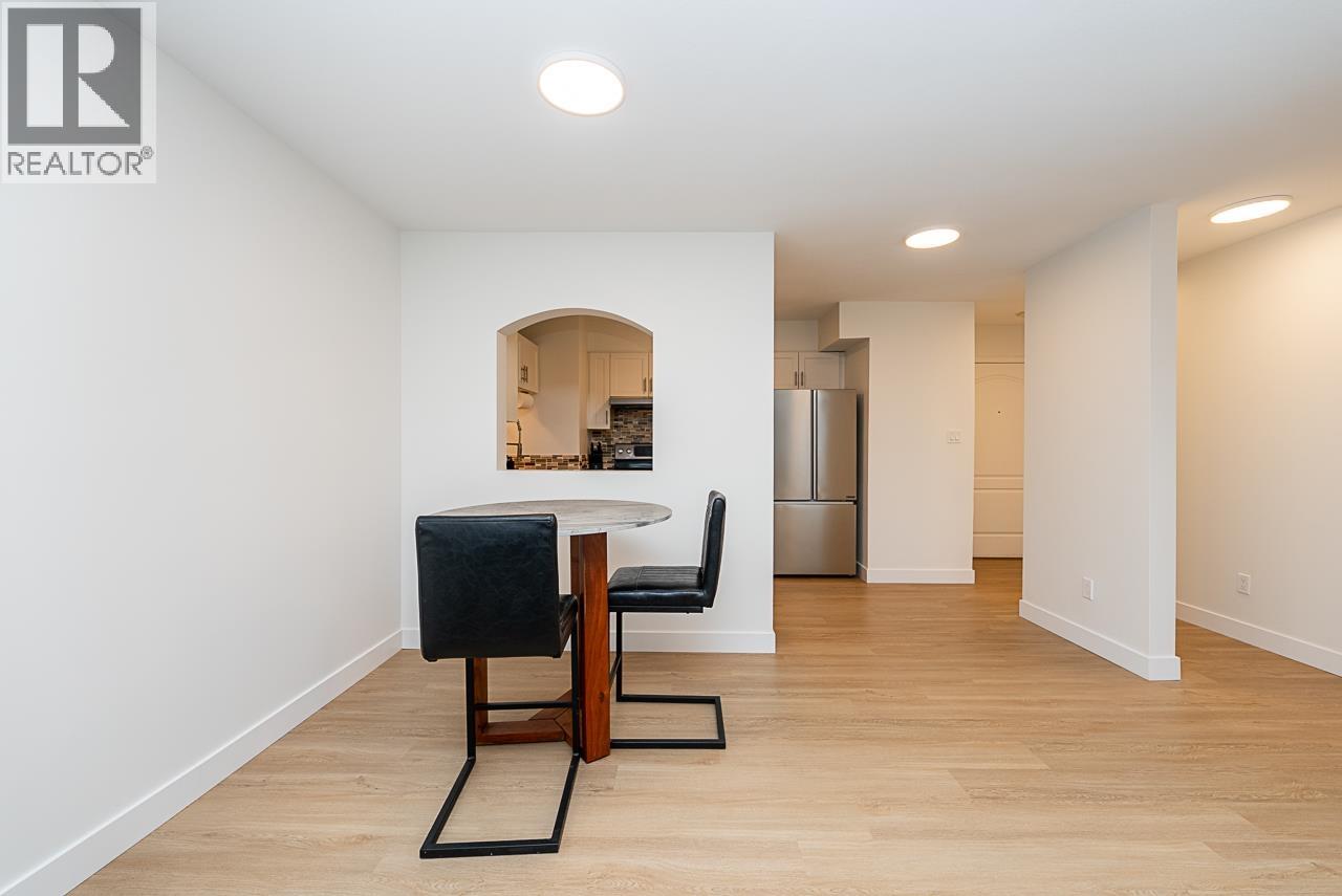 303 3738 Norfolk Street, Burnaby, British Columbia  V5G 4V4 - Photo 14 - R3090556