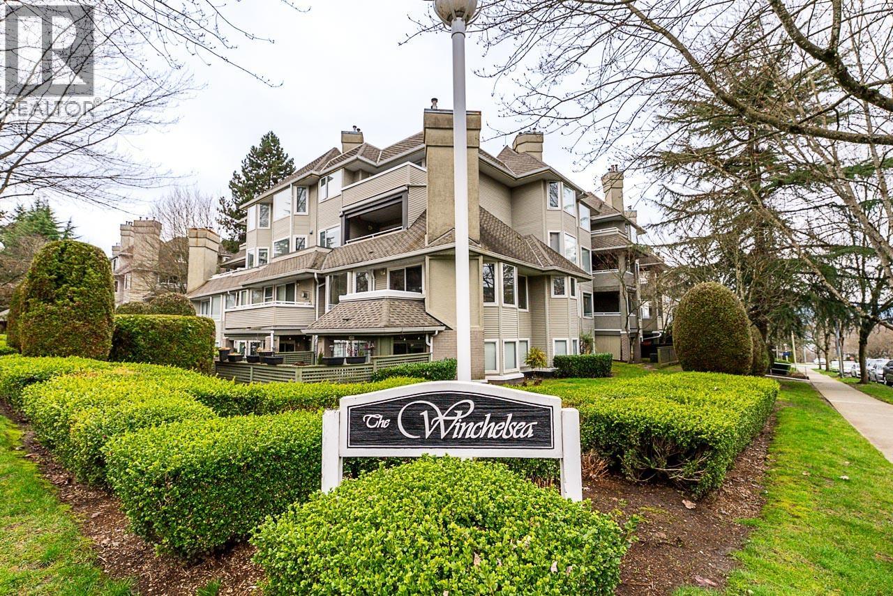 303 3738 Norfolk Street, Burnaby, British Columbia  V5G 4V4 - Photo 2 - R3090556