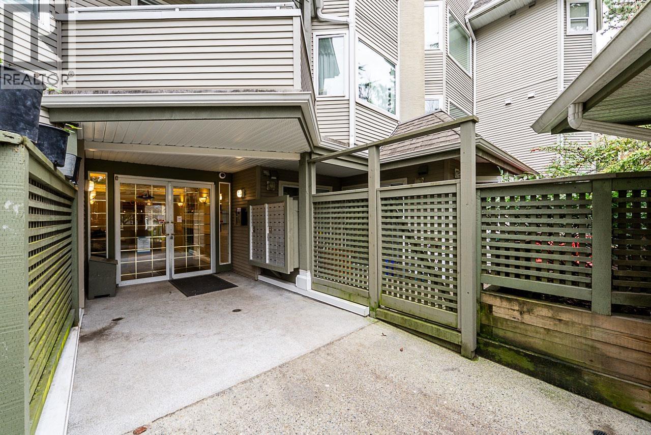 303 3738 Norfolk Street, Burnaby, British Columbia  V5G 4V4 - Photo 6 - R3090556