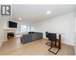 303 3738 NORFOLK STREET, Burnaby, British Columbia