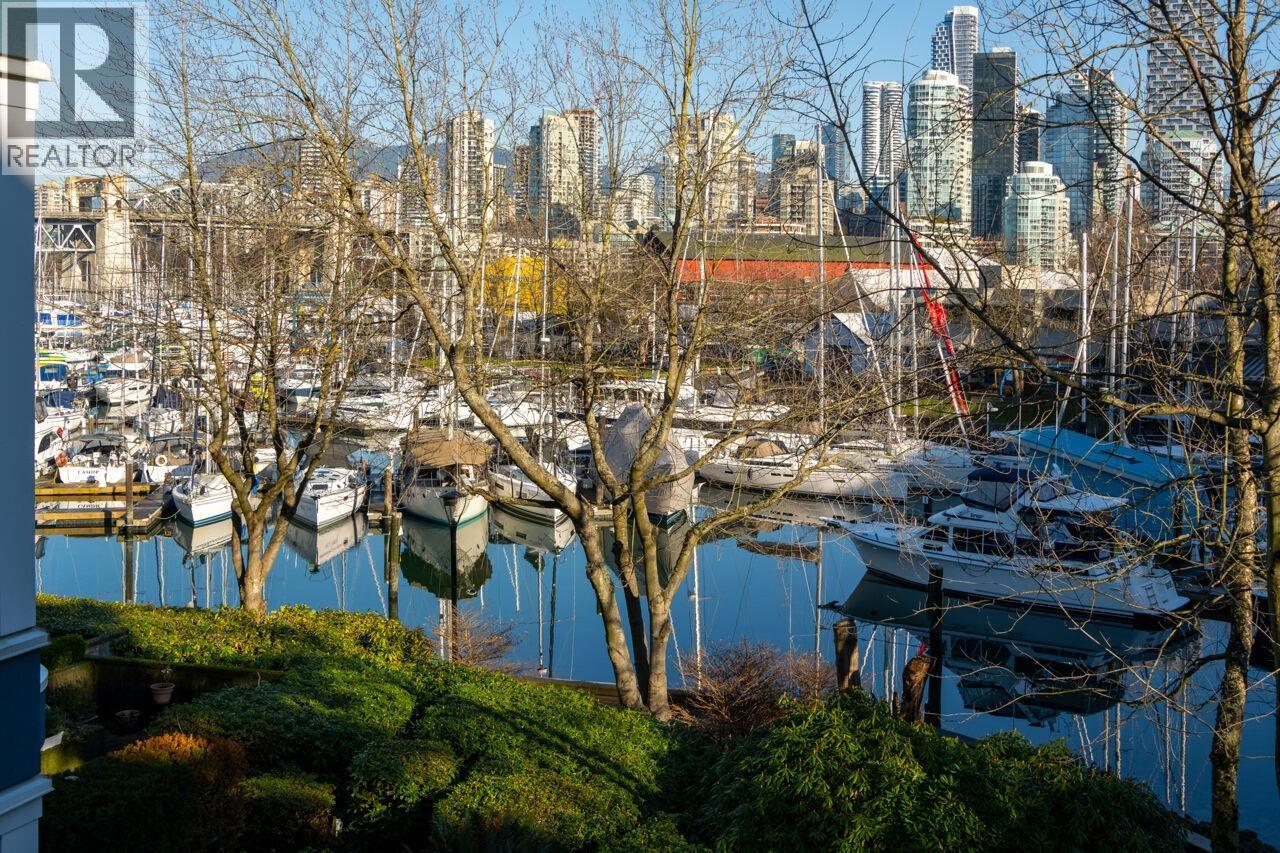 302 1502 Island Park Walk, Vancouver, British Columbia  V6H 3Z8 - Photo 11 - R3090574