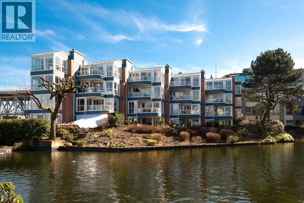 302 1502 Island Park Walk, Vancouver, British Columbia  V6H 3Z8 - Photo 5 - R3090574