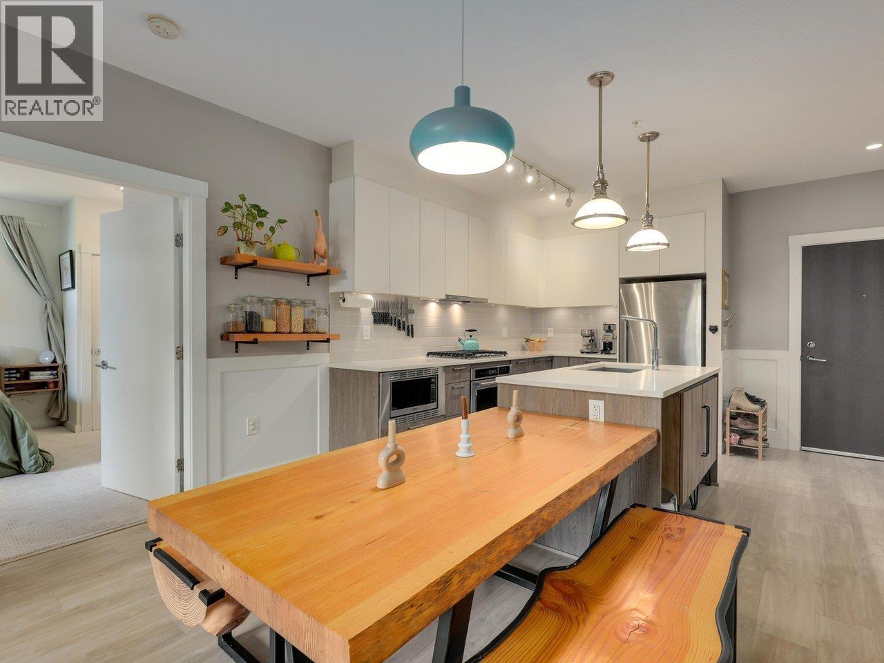 106 625 E 3rd Street, North Vancouver, British Columbia  V7L 1G6 - Photo 5 - R3090582