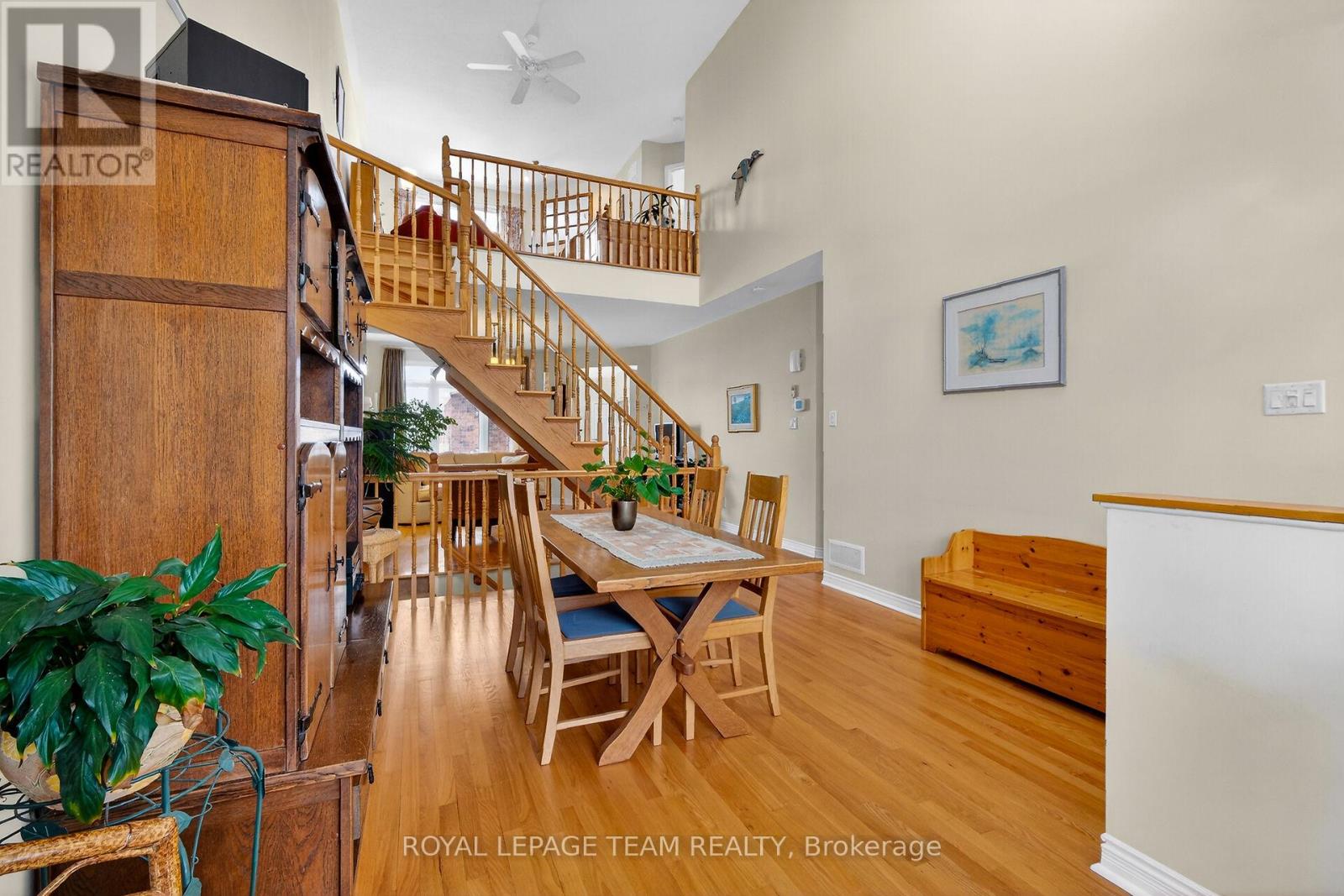 52 Great Oak Private, Ottawa, Ontario  K1G 6P8 - Photo 11 - X12792956