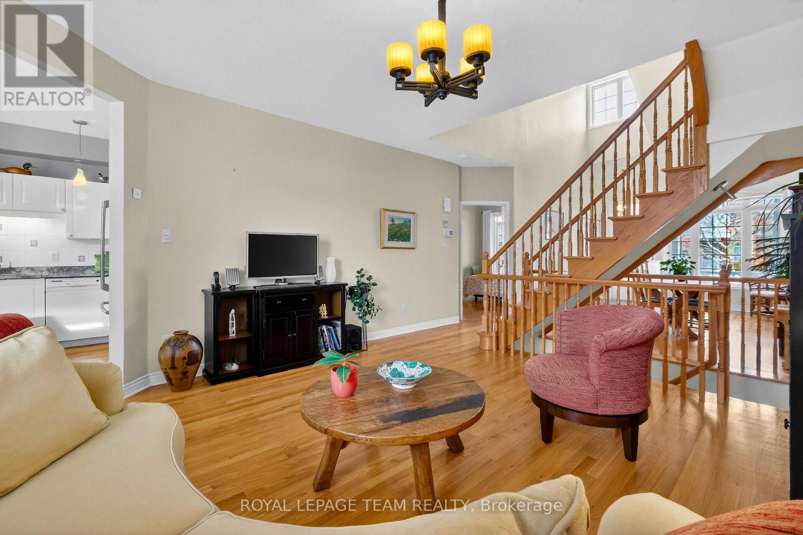 52 Great Oak Private, Ottawa, Ontario  K1G 6P8 - Photo 13 - X12792956