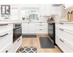 6251 JASPER ROAD, Sechelt, British Columbia