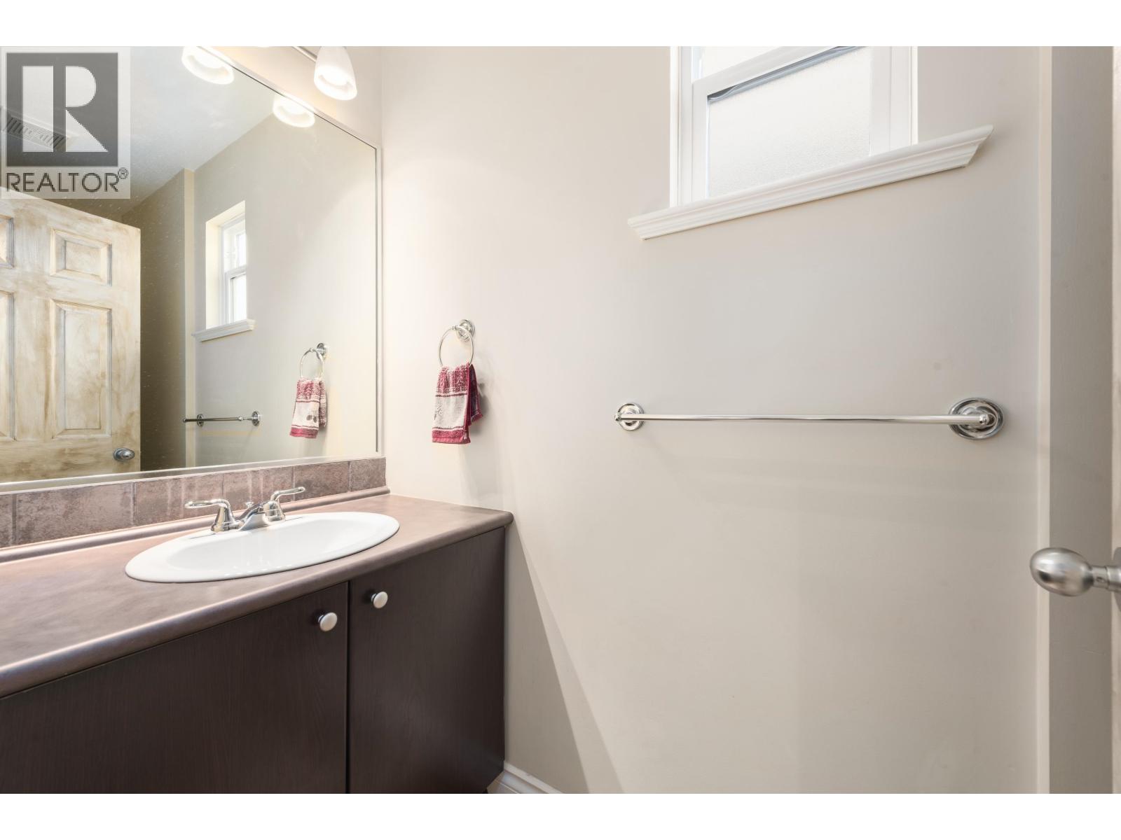 22106 Lemon Avenue, Richmond, British Columbia  V6V 3C4 - Photo 5 - R3090583