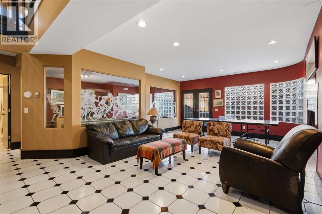 64 Patterson Mews Sw, Calgary, Alberta  T3H 2C6 - Photo 32 - A2277344