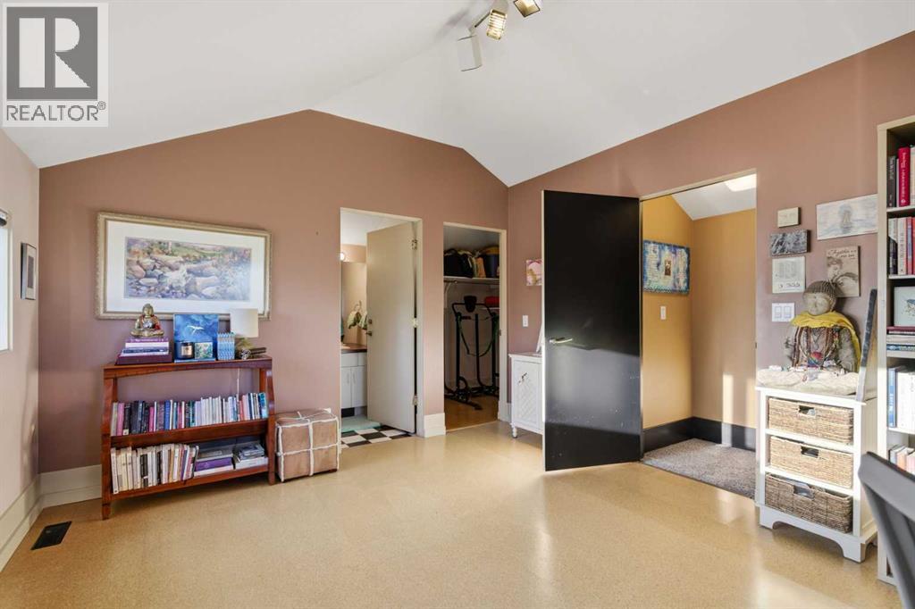 64 Patterson Mews Sw, Calgary, Alberta  T3H 2C6 - Photo 30 - A2277344